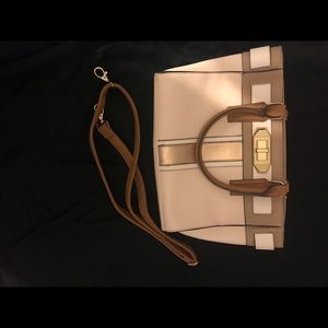 Aldos purse with strap